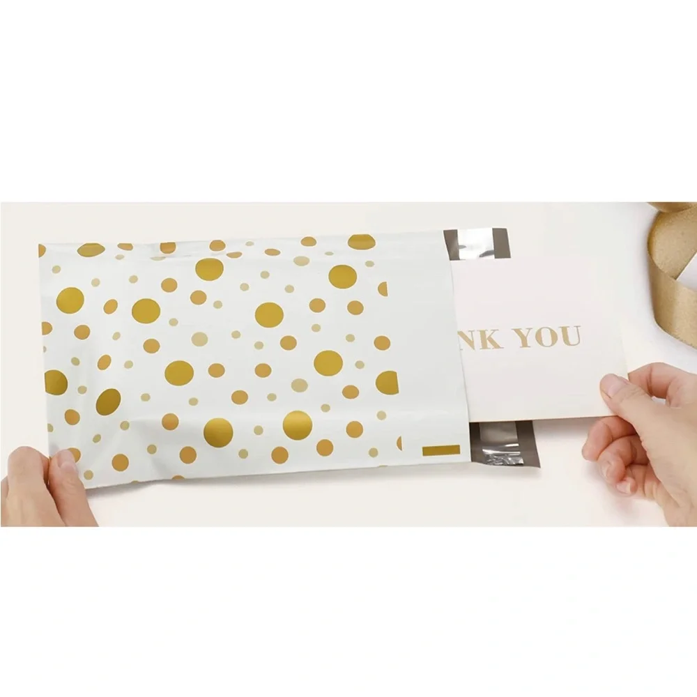 50ct~ 6x9” ~ Poly Mailer Bags 🫥🆕🫥 50ct Free Thank You Stickers.